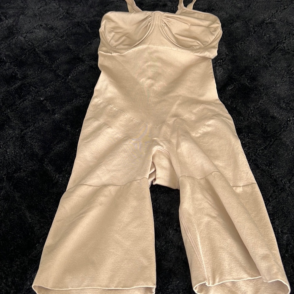 Spanx shapewear